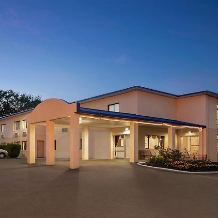 The Cayuga Inn At The Finger Lakes Όμπερν Εξωτερικό φωτογραφία